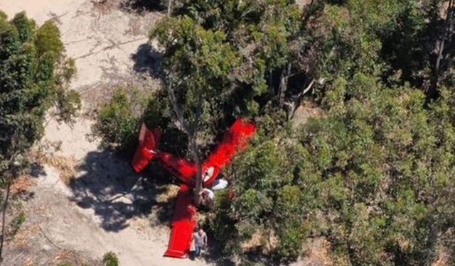 Güney Afrika'da hafif uçak düştü: 2 ölü