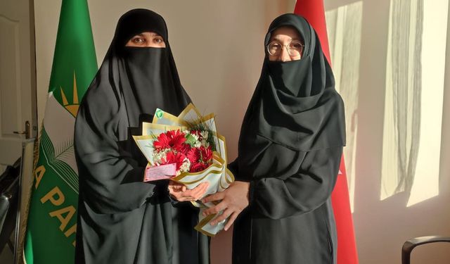 HÜDA PAR Van Kadın Kolları’nda başkanlık değişimi