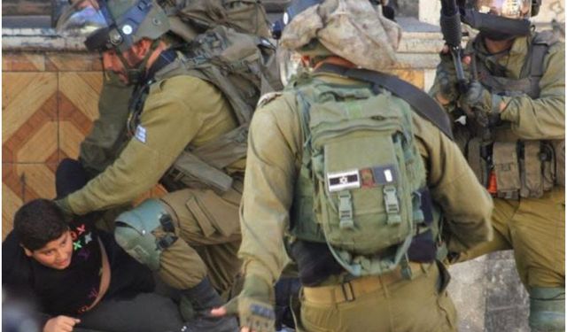 İşgal zindanların çocuk esirlerin sayısı gün geçtikçe artıyor