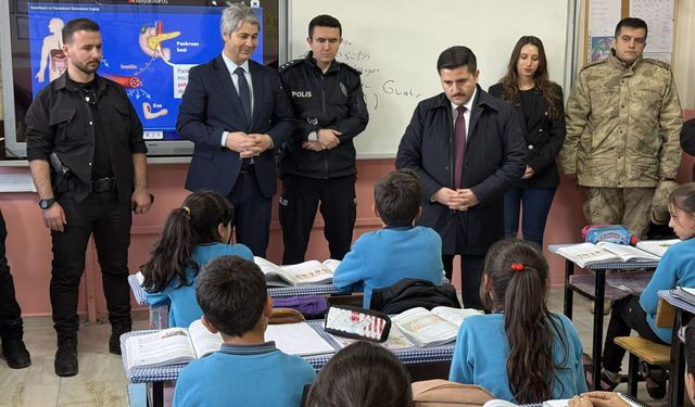 Kaymakam Bulut’tan Günyüzlü İlkokulu ve Ortaokulu’na ziyaret