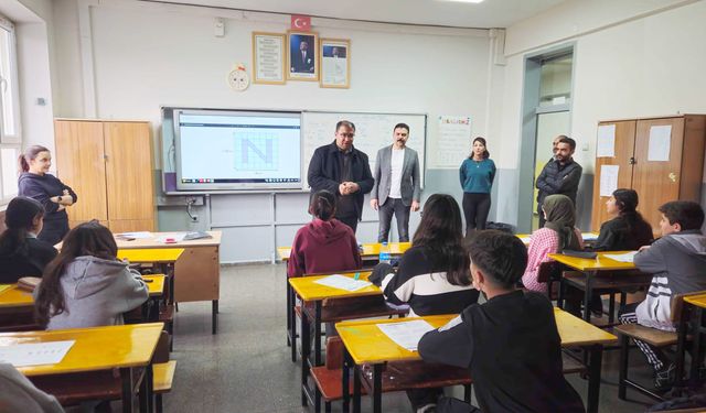 Müdür Nurses’ten DYK kurslarına ziyaret