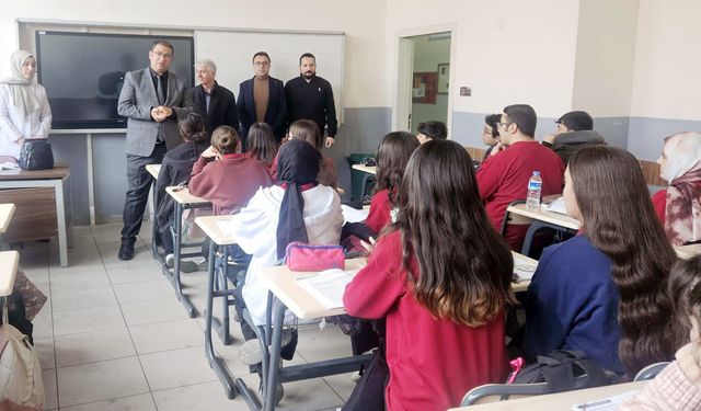 Müdür Nurses’ten Faki Teyran Anadolu Lisesi’ne ziyaret