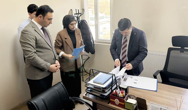 Özalp Kaymakamı Rahmi Bulut, kurumları denetledi