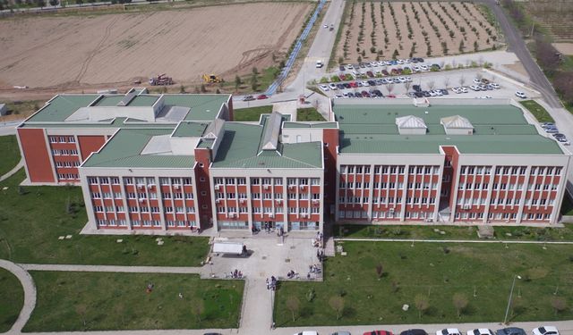 Uygulamalı Bilimler Üniversitesi 17 akademik personel alıyor