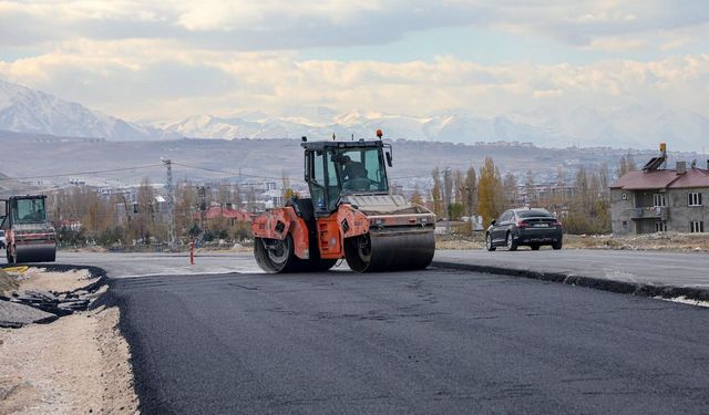Van Elmalık Yolu tamamlanıyor
