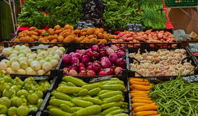 Van'da 14 Ocak Hal Fiyatları: Meyve ve Sebze Fiyatları Ne Kadar?