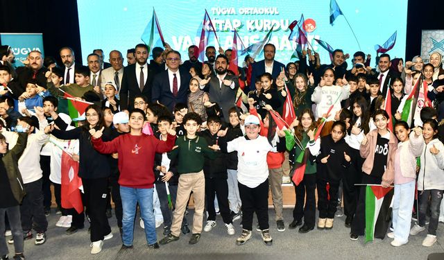 Van’da kitap kurdu lansmanı yapıldı