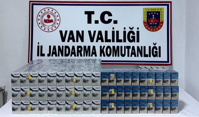 Saray’da yüzlerce paket kaçak sigara ele geçirildi!
