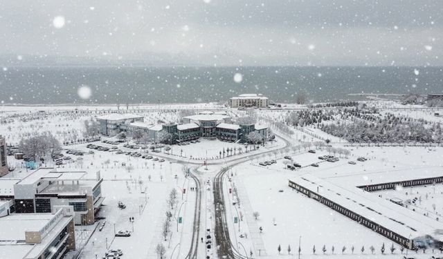 Van YYÜ'den öğrencilere müjde: Çift Anadal başvuruları başladı