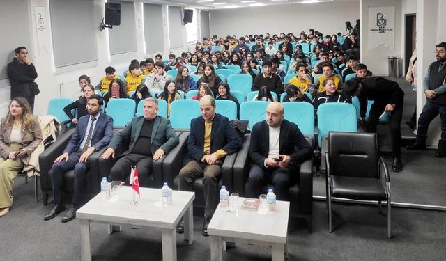 Van'da yazar-öğrenci buluşmaları etkinliği başladı