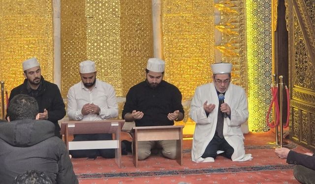 6 Şubat depremlerinin yıl dönümünde Van'da mevlid programı düzenlendi