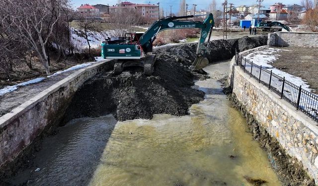 DSİ 17. Bölge Müdürlüğü’nden Kurubaş Deresi’nde taşkın önlemi