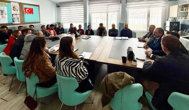 Gedikbulak İlk ve Ortaokulu’nda öğretmenlerle buluşma