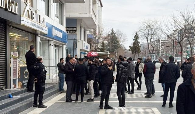 Güpegündüz kuyumcu soygunu