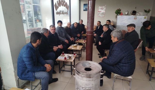 HÜDA PAR heyeti Gürpınar’da esnafın sorunlarını dinledi