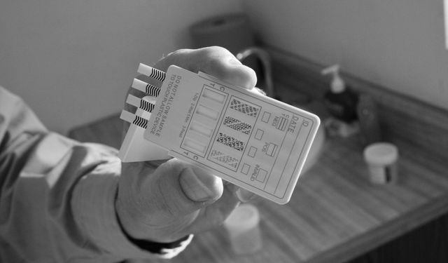 Sağlık Bakanlığı'ndan açıklama! Okullarda uyuşturucu testi mi yapılacak?