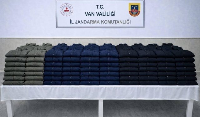 Van’da 400 bin TL’lik mont ele geçirildi!