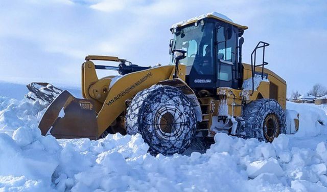 Van’da 97 mahalle ve mezraya ulaşılamıyor