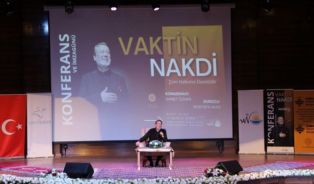 Van’da Ahmet Özhan’dan “Vaktin Nakdi”Konferansı