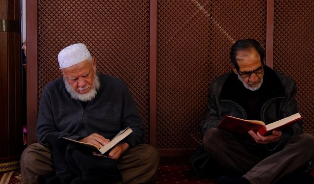 Van’da 'mukabele’ sünneti yaşatılıyor