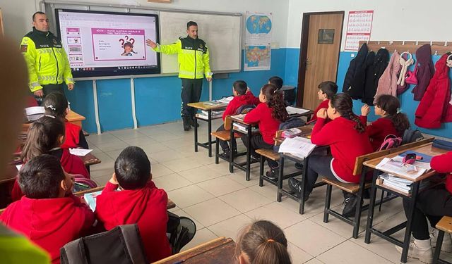 Van’da öğrencilere trafik bilinci eğitimi