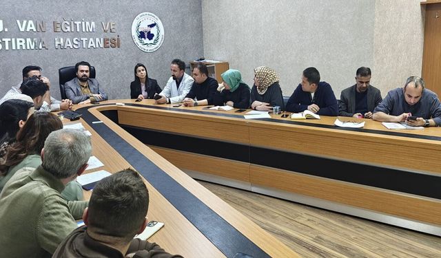 Van’da sağlık hizmetleri masaya yatırıldı: MHRS ve çalışma planları değerlendirildi