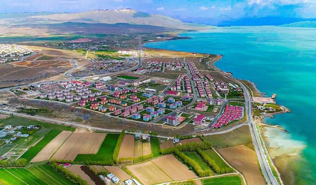 Van’ın Erciş ilçesi Türkiye gündeminde