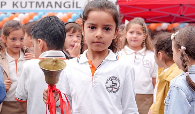 Vanlı öğrenciler ve veliler dikkat: Ara tatiller kalkıyor mu?