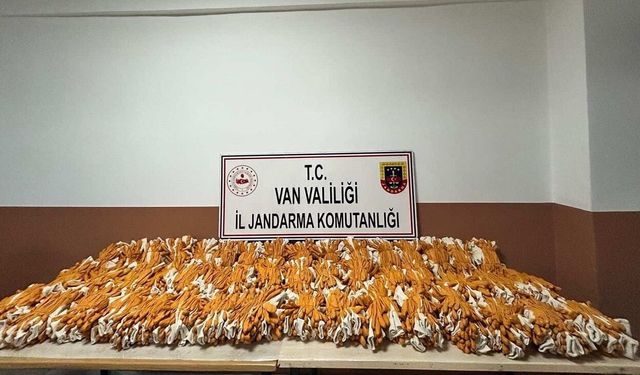 Van’da 1476 adet gümrüksüz kaçak eşya ve malzeme ele geçirildi