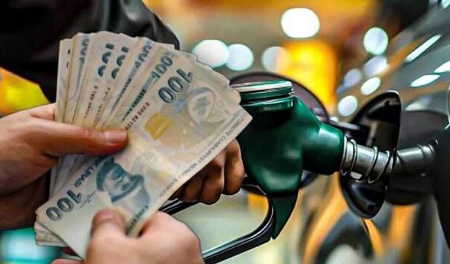 Akaryakıta çifte indirim:  Benzin, motorin ve LPG fiyatı ne kadar?