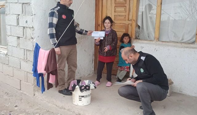 Erciş’te ihtiyaç sahiplerine nakdi yardım!