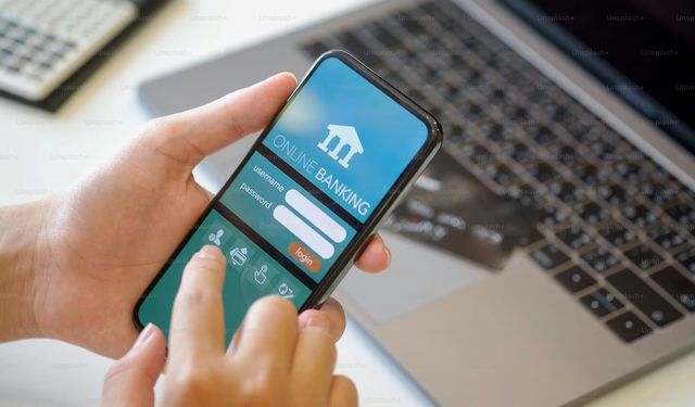 Gece EFT yaparken dikkat: Yeni kimlik kartı ve NFC şartı geldi