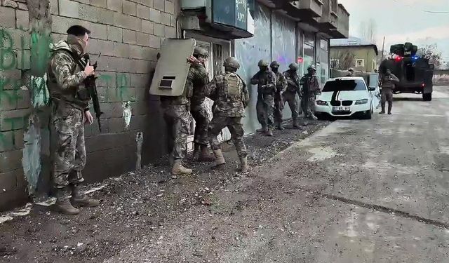 Hakkâri merkezli 18 ilde bahis operasyonu: 52 gözaltı