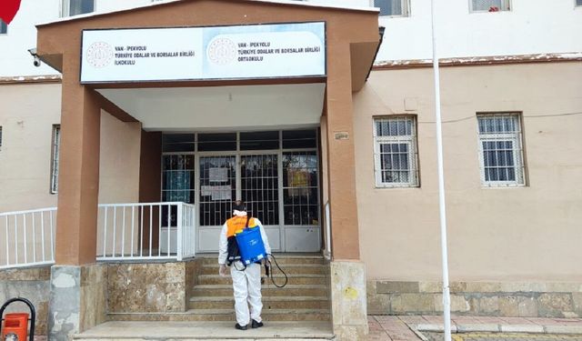 İpekyolu’ndaki okullar ilaçlanıyor