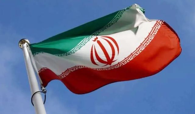 İran, saldırılarda şehit olan üst düzey komutanların kimliklerini duyurdu