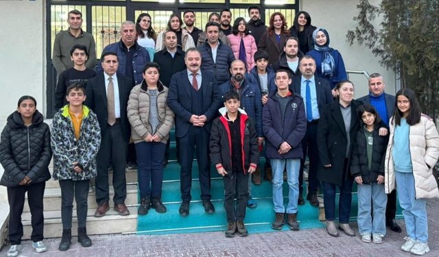 Tuşba’da ‘Maarifin Kalbinde Ramazan’ iftar programı...