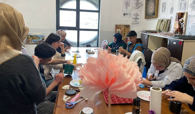 Van’daki üniversite öğrencileri atıkları geri dönüştürdü