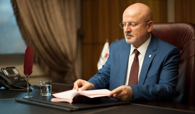 Yazar Ahmet Sınavı Van’da okuyucularıyla bir araya gelecek