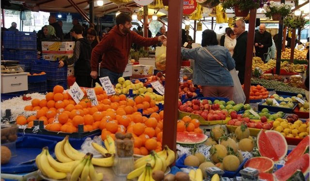 Van'da 13 Nisan Hal Fiyatları: Meyve ve Sebze Fiyatları Ne Kadar?