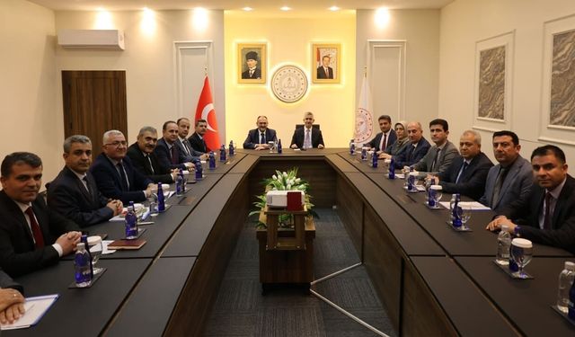 Bakan Yardımcısı Nazif Yılmaz’dan Van İl Millî Eğitim Müdürlüğü’ne ziyaret