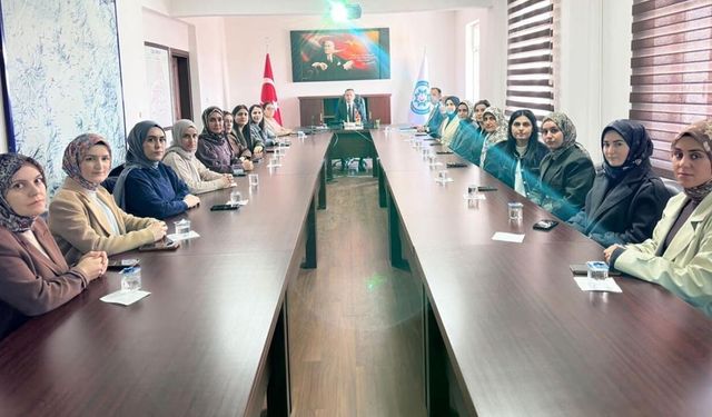 Çaldıran’da aile destek merkezleri değerlendirme toplantısı yapıldı