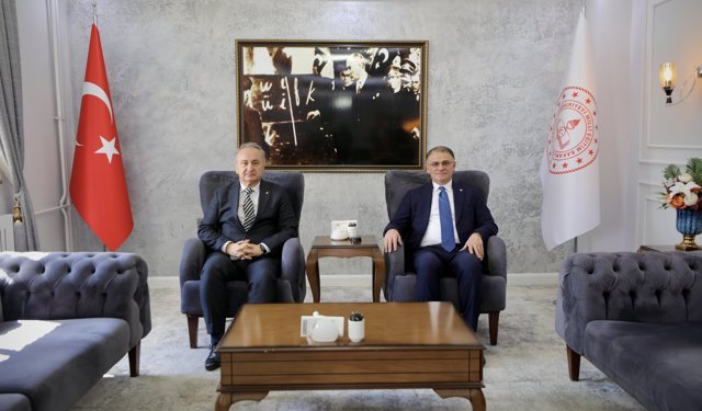 Cumhurbaşkanlığı Eğitim Kurulu Üyesi’nden Van ziyareti