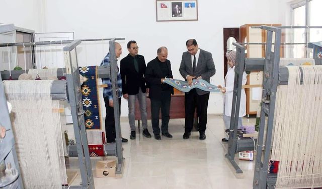 Edremit Halk Eğitim Merkezi’ne ziyaret