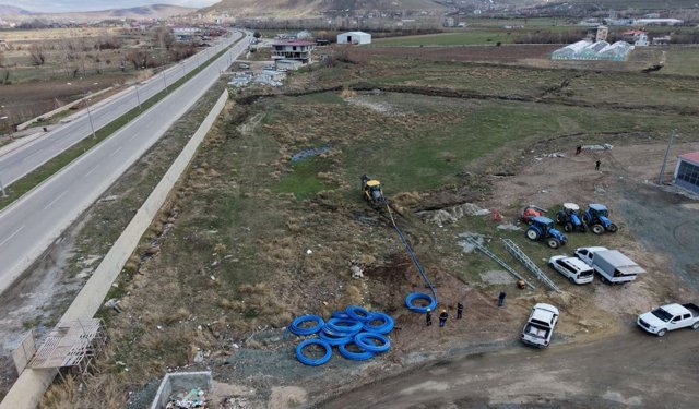 Gevaş’ta yeni içme suyu hattı tamamlandı