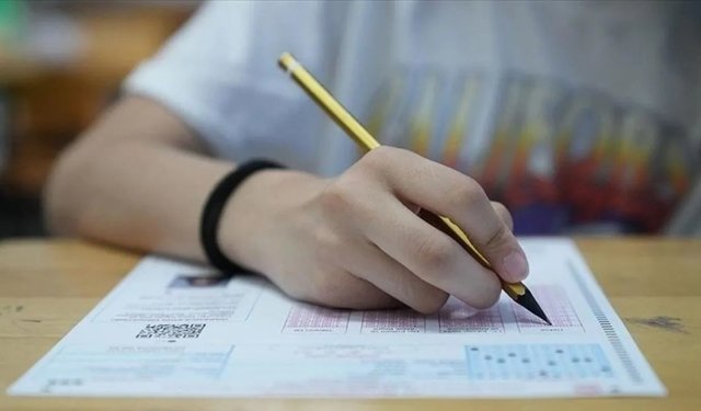 MEB nisan ayı LGS örnek sorularını erişime açtı