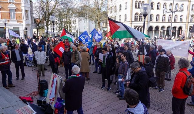 Otomobil değil ölüm makinesi mi oluyor? Volkswagen "israil" protestosu