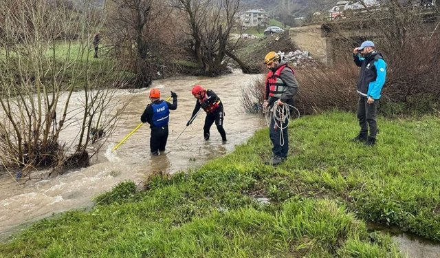 Van AFAD’ın kayıp çocuğu arama çalışmaları sürüyor