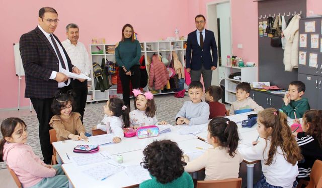 Müdür Nurses'ten anaokullarına ziyaret