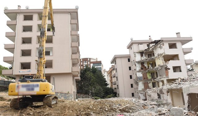 Van Gölü havzası için acil dönüşüm çağrısı