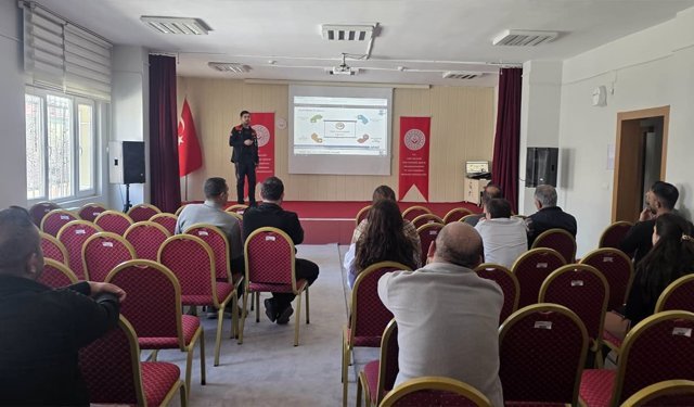 Van’da afet ve yangın farkındalık eğitimi...